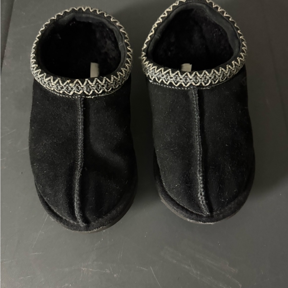 UGG Suede Tasman Shoe, Sz 8
